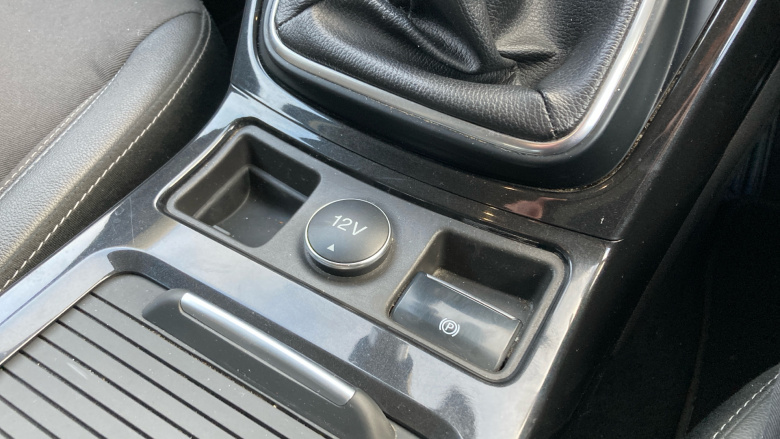 Ford Kuga 2.0 TDCi Titanium Edition 5dr 2WD Diesel Estate